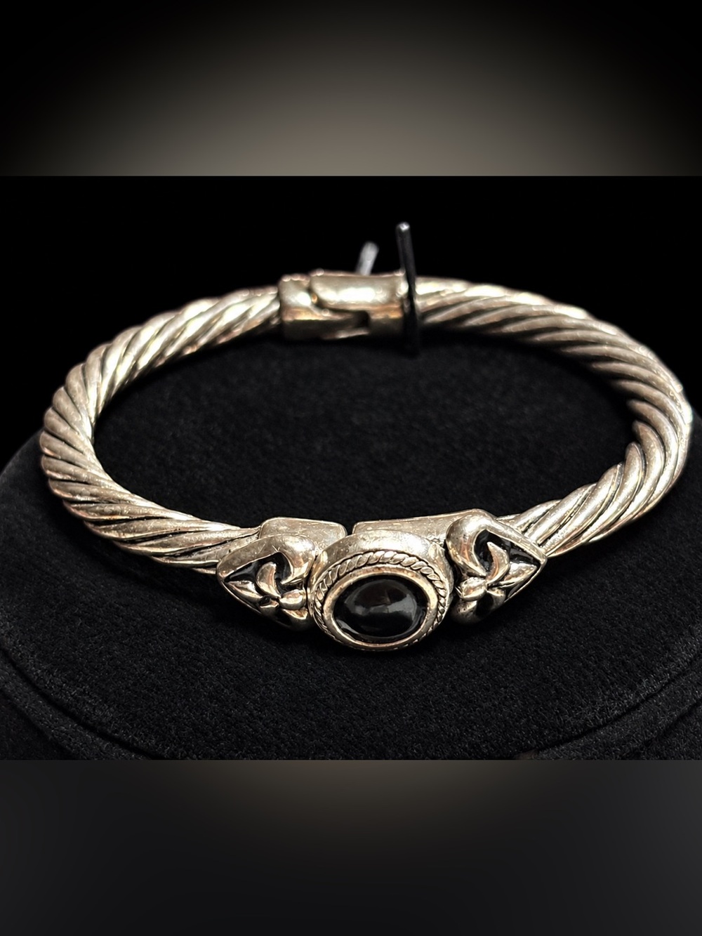 Twisted Rope Cable Fleur De Lis Bracelet Silver Tone Metal Hinged Magnet Clasp
